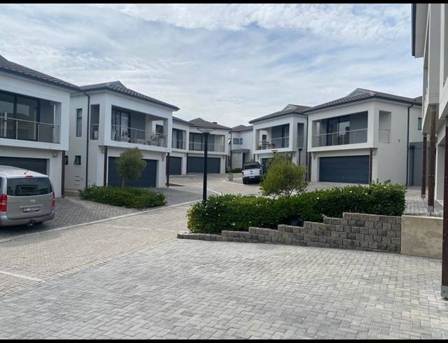 3 BEDROOM PROPERTY TO RENT IN PROTEA HEIGHTS